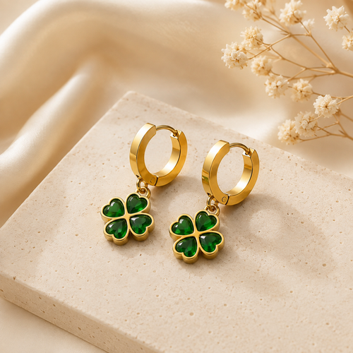 Boucles d'oreilles trèfle émeraude en acier doré
